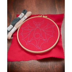 La chauve-souris : Kit de broderie médiévale pour débutant