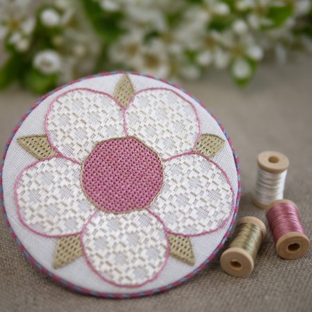 Kit de broderie blanche : La Rose