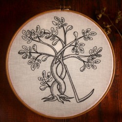 Kit de broderie noire : l'arbre de vie