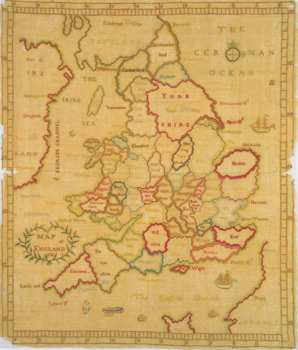 Carte brodée de l'Angleterre avec ses différentes provinces. Il y a les noms de lieus, mers, légendes et l'échelle tout autour.